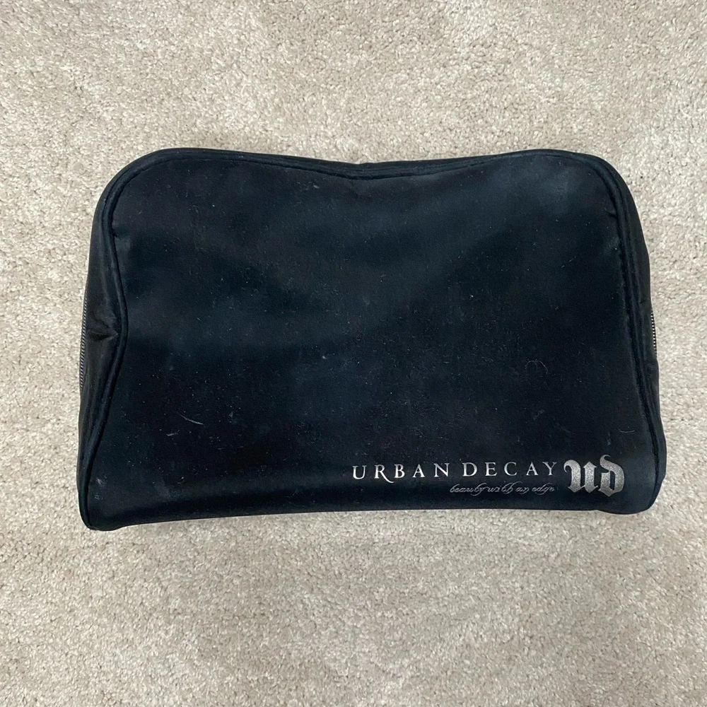 Large Urban Decay Travel Makeup Case